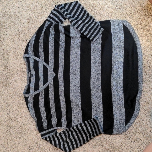 EXPRESS Softy OVERSIZED Striped Cotton Sweater Sz S - Picture 7 of 12